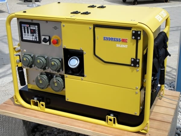 How To Make A Soundproof Generator Box (FULL GUIDE)