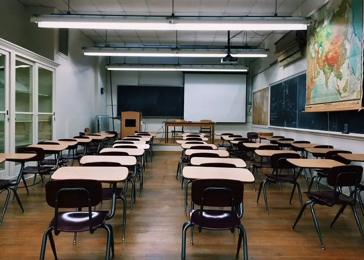 How to Improve Acoustics in a Classroom (Full Guide)